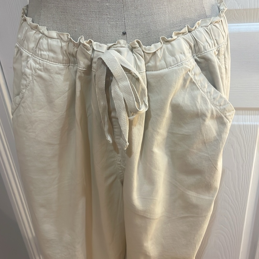 Sonoma Mid Rise Capri pants khaki tan elastic drawstring waist women’s PL petite - Picture 4 of 16